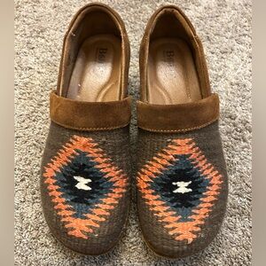 Brown Born clogs with Geometric Pattern.
